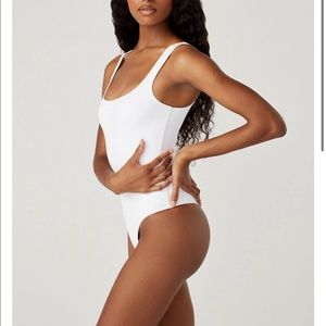 CLYQUE BODYSUIT
